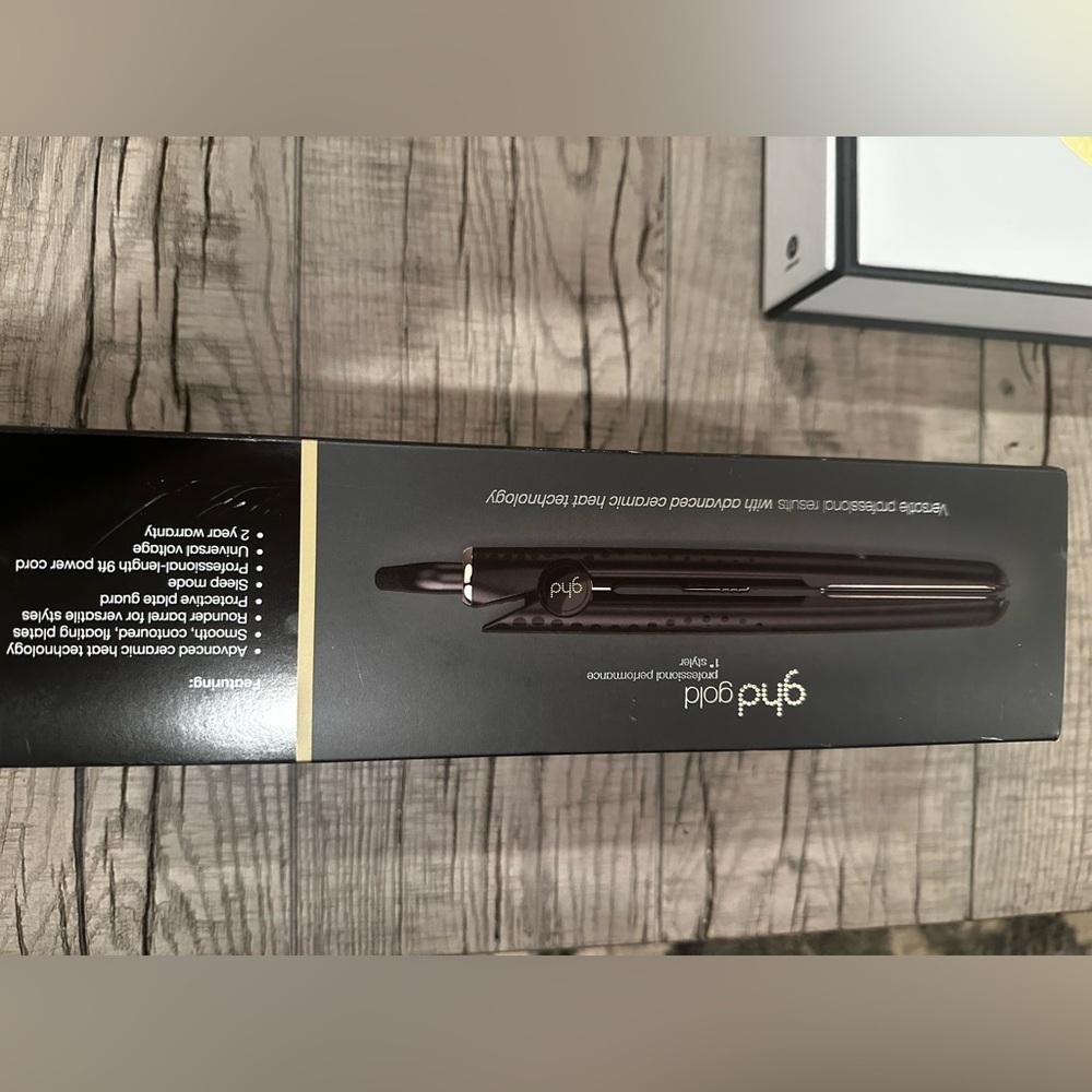 ghd Versatile Professional Styler with Gold Accents - Picture 4 of 8